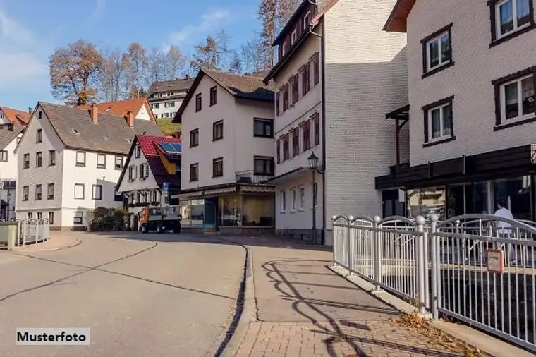 Wohn- und Geschäftshaus - provisionsfrei -