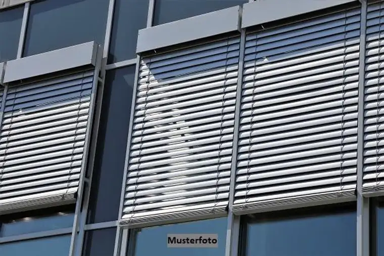 Büro- und Geschäftsgebäude mit Gastronomieräumlichkeiten