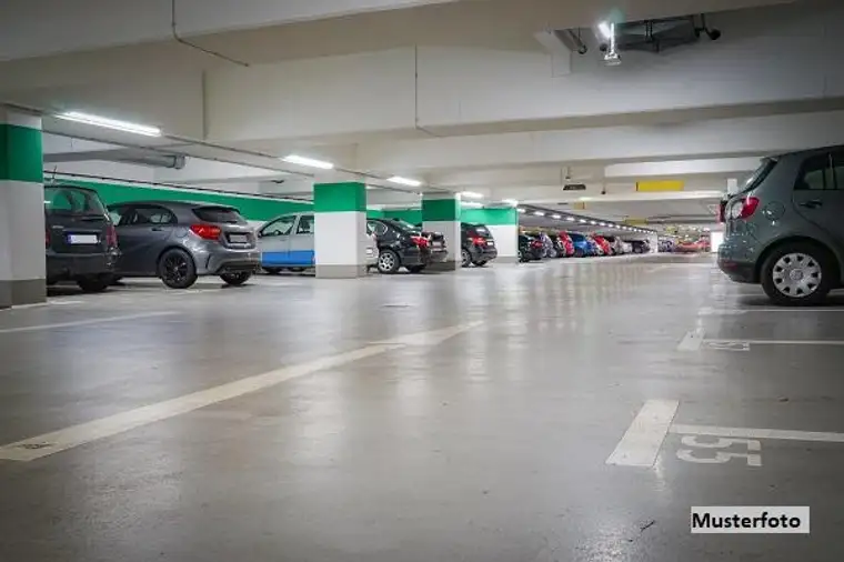Pkw-Stellplatz im Stapelparker