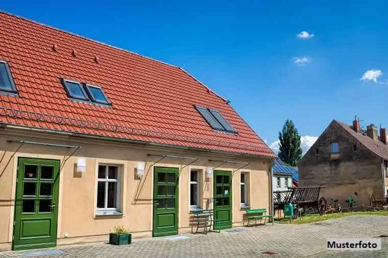 Hofstelle mit Waldgrundstück + provisionsfrei +