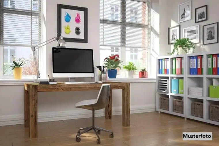 5-Zimmer-Wohnung mit Pkw-Stelllplatz