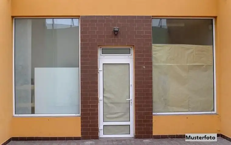 Geschäftshaus mit 15 Stellplätzen
