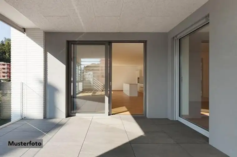 Einfamilienhaus mit integr. Garage