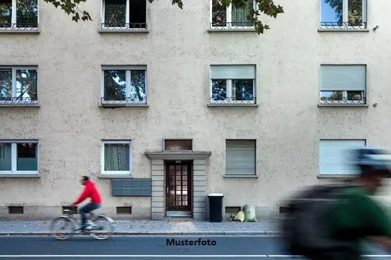 +++ L-förmiges Mehrfamilienhaus +++