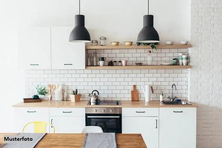 Einfamilienhaus mit Doppelgarage