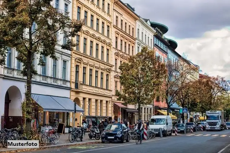 Gründerzeitliches Wohn-/Geschäftshaus
