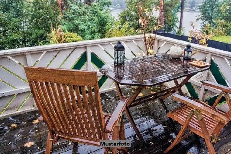 Kompakte 1-Zimmer-Wohnung mit Stellplatz im Carport