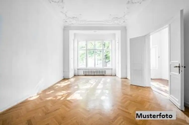 1-Zimmer-Wohnung mit Balkon und Stellplatz
