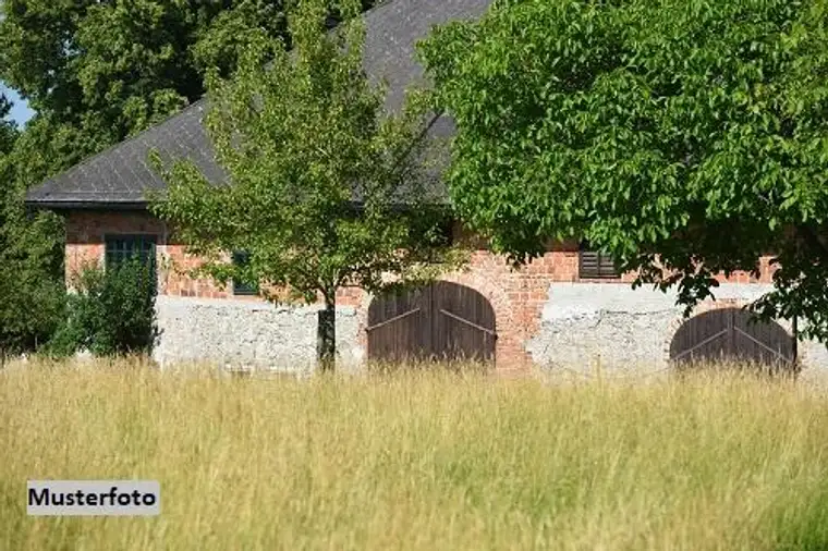 Historischer Vierkanthof mit vielseitigem Nutzungspotenzial