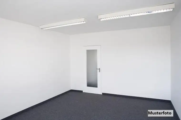 +++ 3-Zimmer-Wohnung im 2. Obergeschoss mit Balkon +++