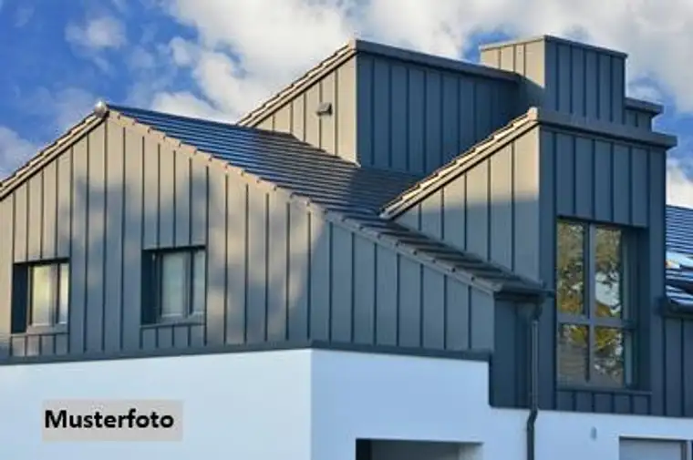 Großzügige DG-Wohnung mit 50 m² Dachterrasse, Balkon &amp; 2 Pkw-Stellplätzen