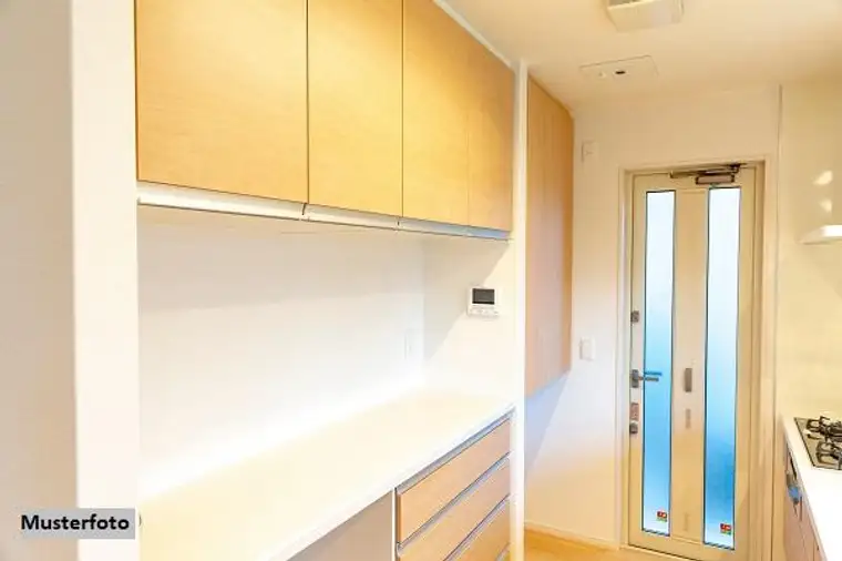 Familienfreundliche Doppelhaushälfte mit ausgebautem DG &amp; Gartenhütte