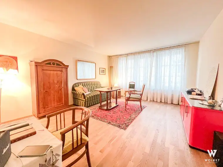 Einzigartige Altbau-Rarität am Naschmarkt – ca. 210 m², ganzer Stock, vielseitig nutzbar | Ruhige Seitengasse | U4 Nähe