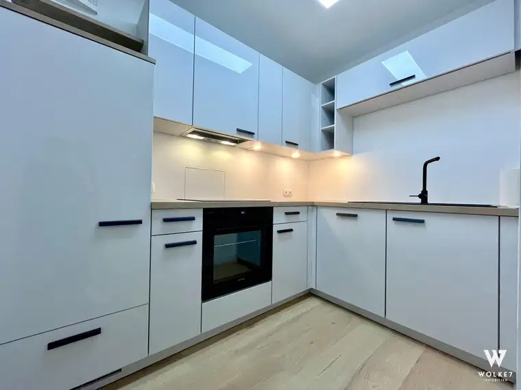 Moderne Wohnung in Top Lage zu Mieten! ***Carport***