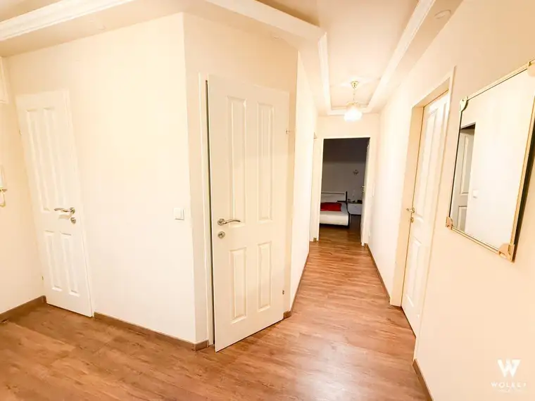 Grüne Ruheoase mitten im 2. Bezirk – 2-Zimmer-Wohnung mit Loggia, Top-Grundriss &amp; Vollmöblierung inklusive!