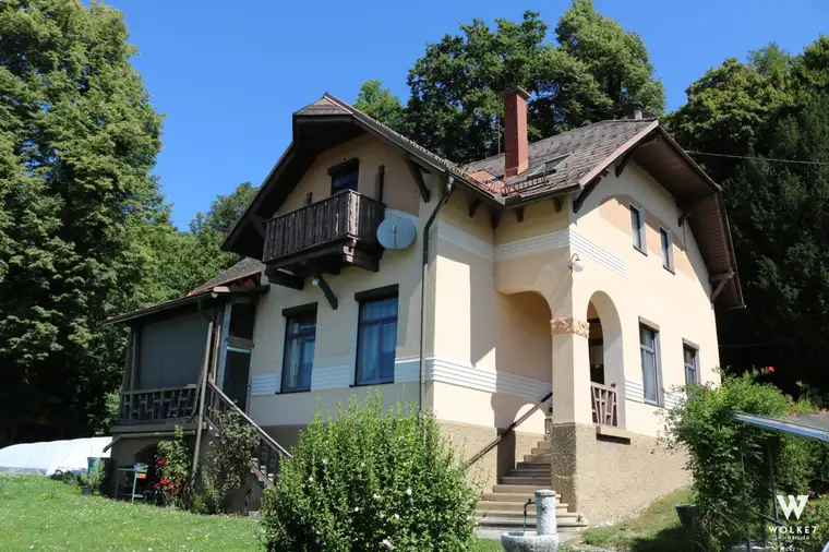 + Stilvolle Wörtherseevilla mit viel Möglichkeiten, Baugrund und Seeblick +