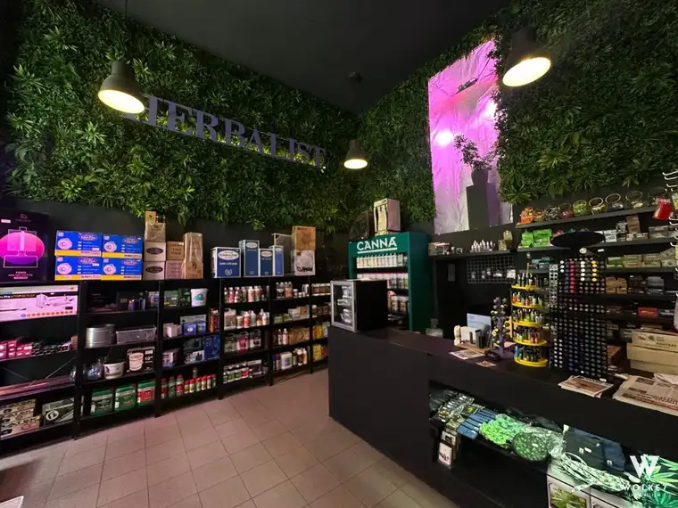 Geschäftslokal im 7. Bezirk – Erfolgreicher Head- &amp; Growshop mit starker Eigenmarke zu vergeben