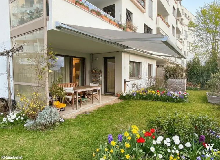 Sora Khan, Wolke 7 Immobilien GmbH & Co KG
