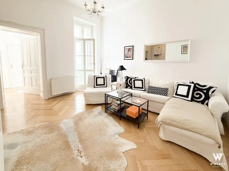 Sharleena Hummel, Wolke 7 Immobilien GmbH & Co KG