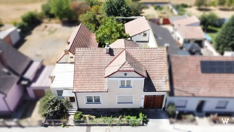 Sanierungsobjekt mit über 1.400 m² Bau- und Grünland