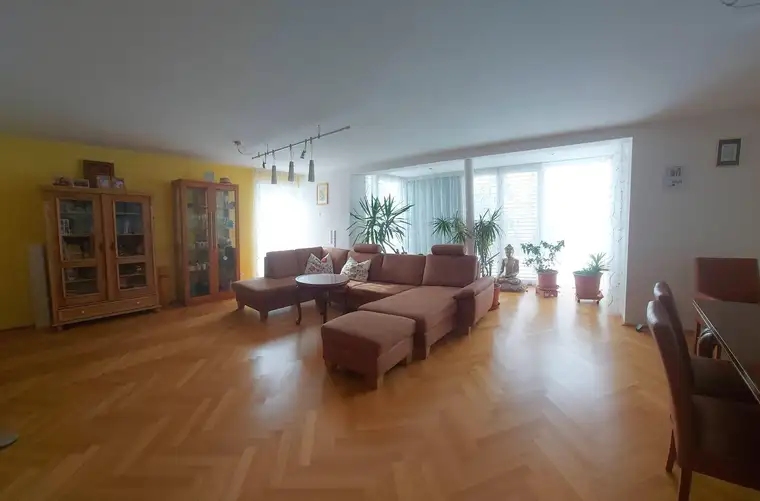 Traumhaftes Wohnen in Aigen: "KAINÄHE" - Großzügige Doppelhaushälfte mit Garten und Dachterrasse mit Untersberg Blick