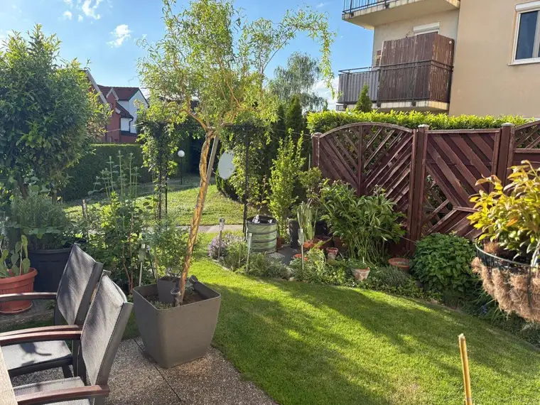 Charmante TERRASSENWOHNUNG in O/W Ausrichtung inkl. KFZ-Stellplatz