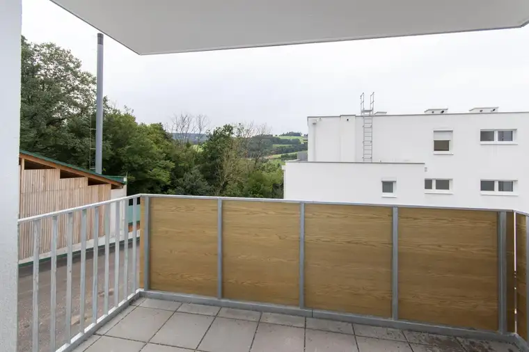 ERSTBEZUG: Wohnung mit Grünblick
