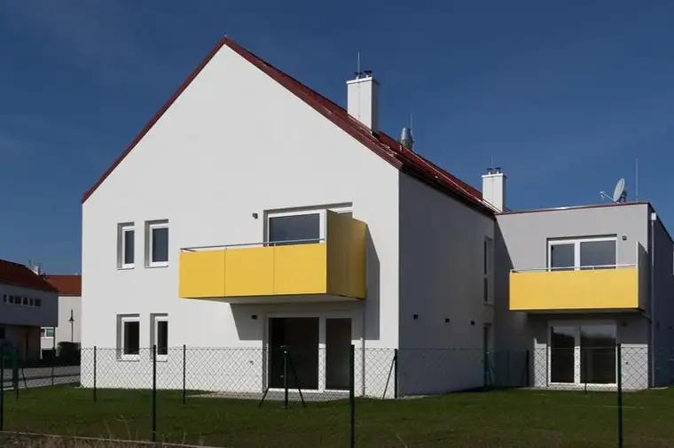 Sonnige Eckwohnung mit Aussicht