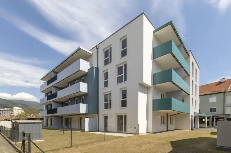 Moderne Wohnung mit südseitiger Loggia