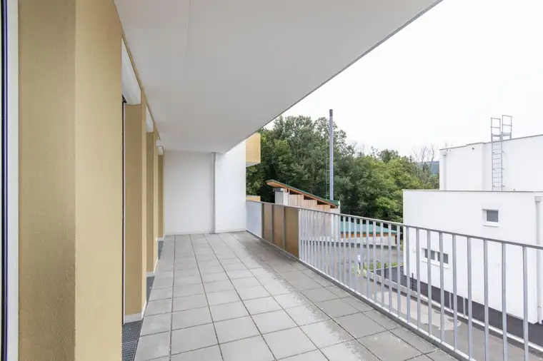 ERSTBEZUG: helle südwestseitige Wohnung mit großen Freiraum