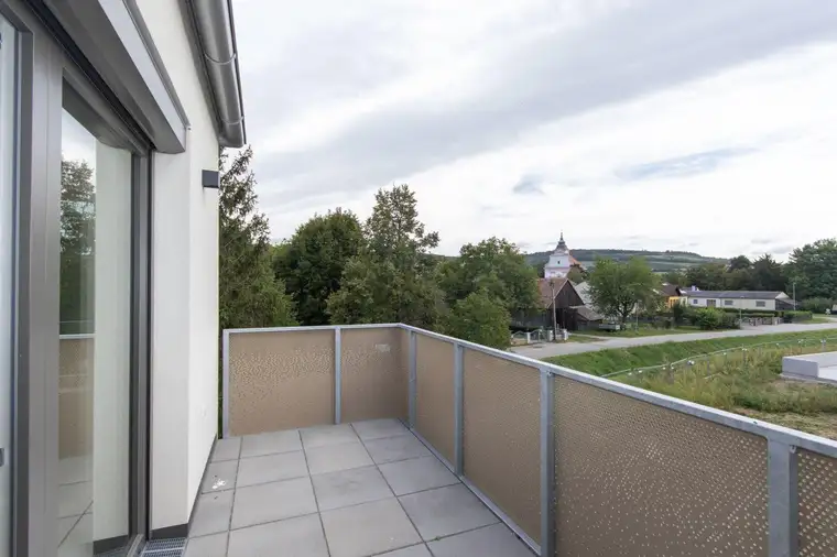 ERSTBEZUG: Sachen packen und einziehen – Top Wohnung