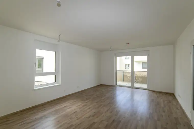 Moderne Balkonwohnung im Erstbezug