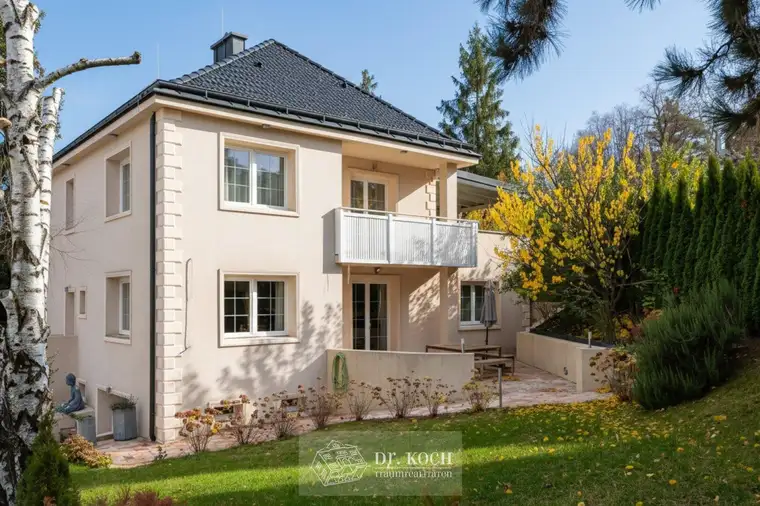 Exklusive Villa in 1130 Wien: 200m² Luxus inkl. neuer Designermöblierung, 5 Zimmer, 2 Terrassen!