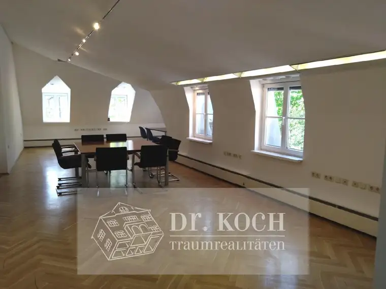 Schönes Büro in Gersthof!