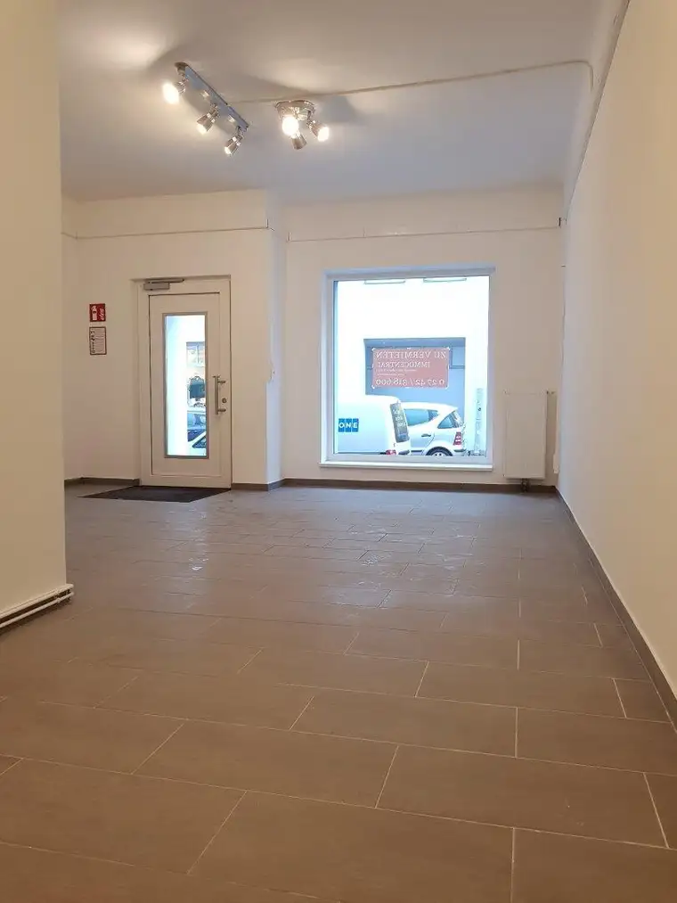 Vielseitig nutzbares Geschäftslokal in Top-Lage von St. Pölten: renoviert, 37m² mit flexiblen Nutzungsmöglichkeiten!