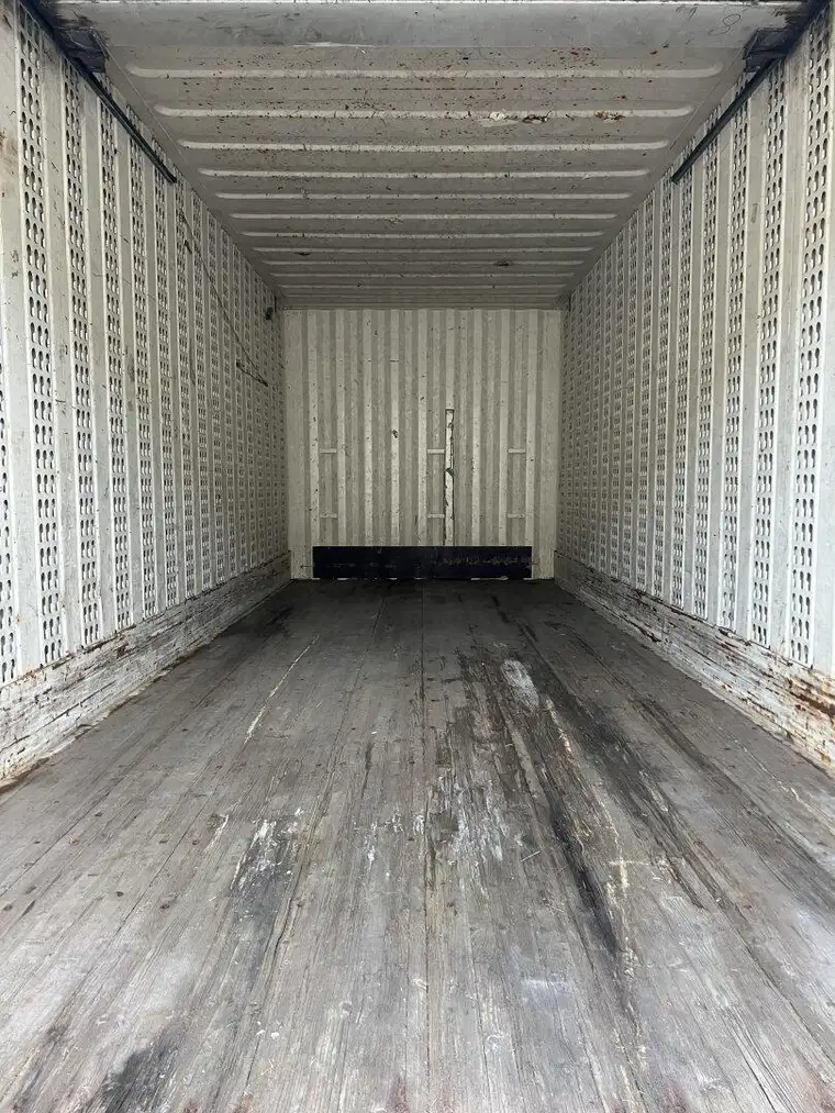 Vielseitiges Lager - WAB Container - Ihr Raum für Hobby, kleines Handwerk und Mehr!