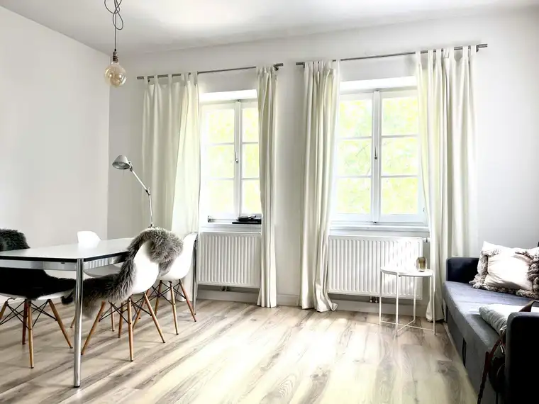 Charmante 2-Zimmer-Wohnung direkt am Dominikaner Platz
