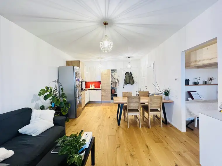 Q11 - Hier die Schönheit der Natur, dort die malerische Kleinstadt