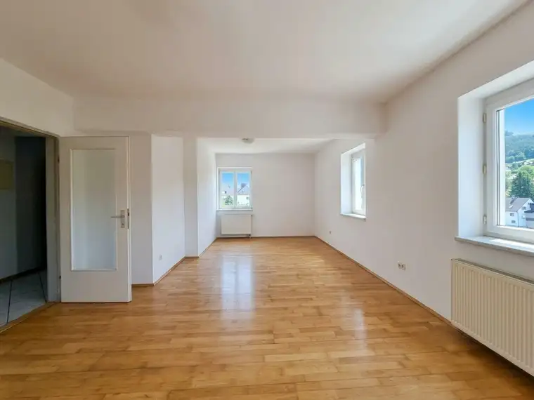 Gemütliche Garçonnière in zentraler Lage mit Aufzug, nur 449,- € Miete!