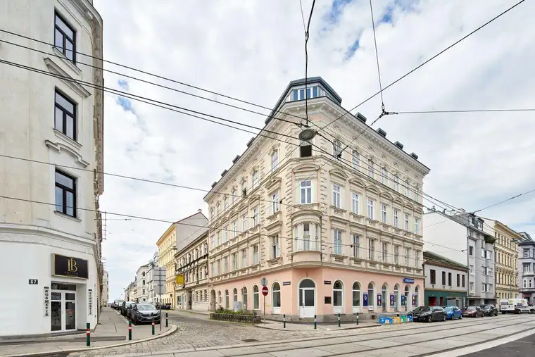 Melanie Eiblthauer, IMV Immobilienmakler