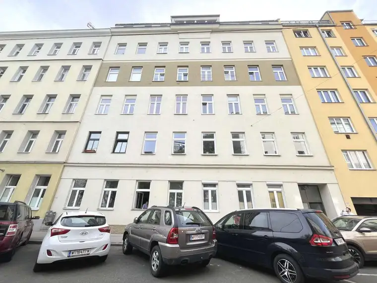 Sebastian Auer, IMV Immobilienmakler