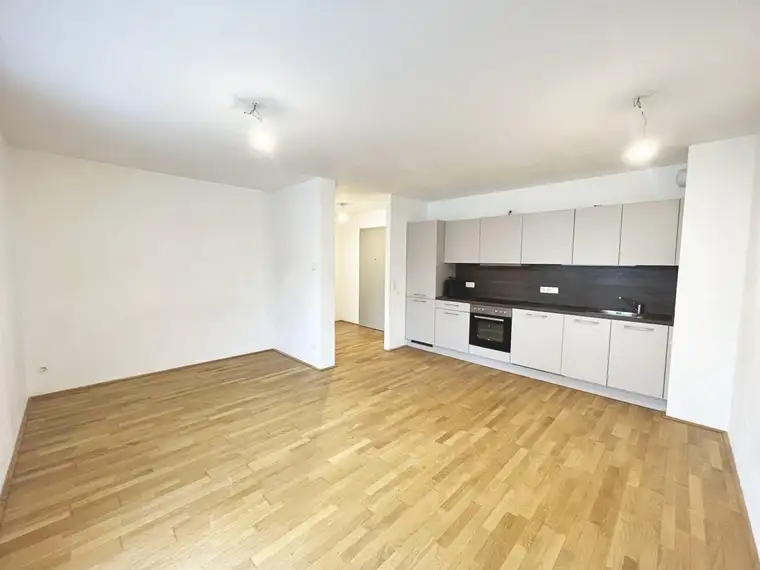 Q11 Leben in Simmering - 
Helle 2-Zimmer-Wohnung mitBalkon und Deckenkühlung!