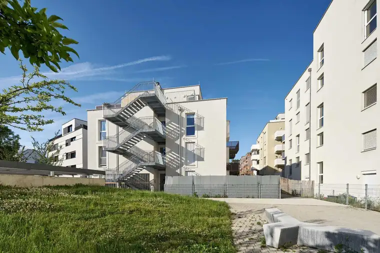 Q11 Leben in Simmering 
- Balkonwohnung mit 2 Zimmern nächst Lorystraße!