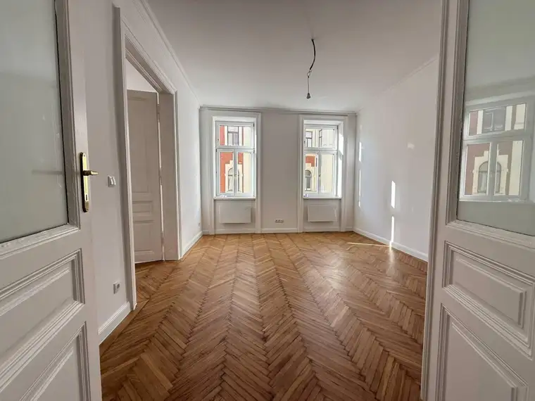 SOMMERAKTION! Altbaujuwel in Bestlage von Währing -2,5 Zimmer für Sie in der Hofstattgassse! 