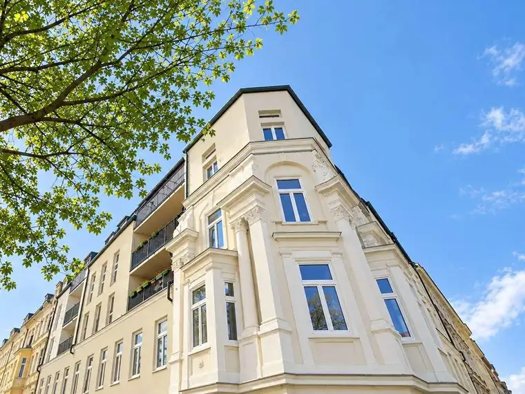Attraktive 3-Zimmer-Dachgeschosswohnung -nahe U3 Johnstraße - unbefristet!