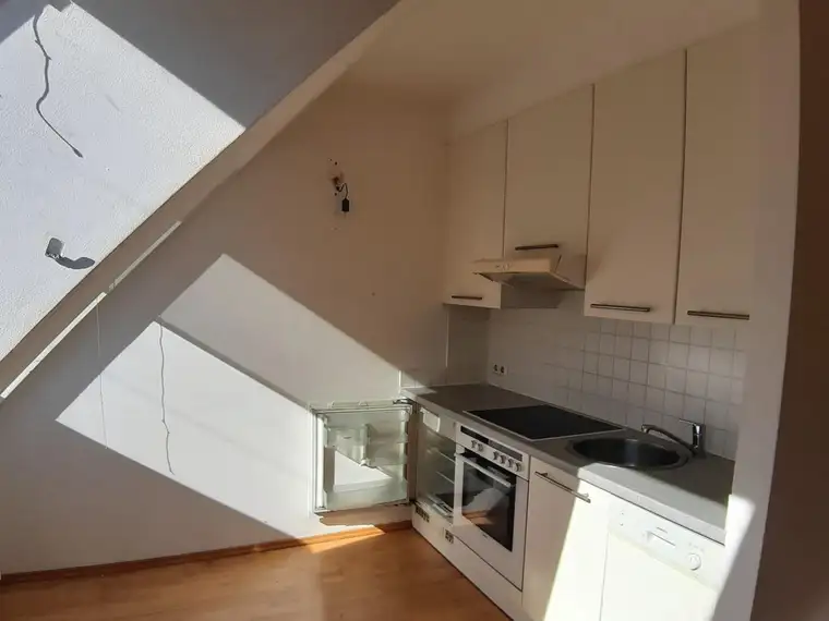 Helle 2-Zimmer-Wohnung in beliebter Wohnlage im 5. Bezirk