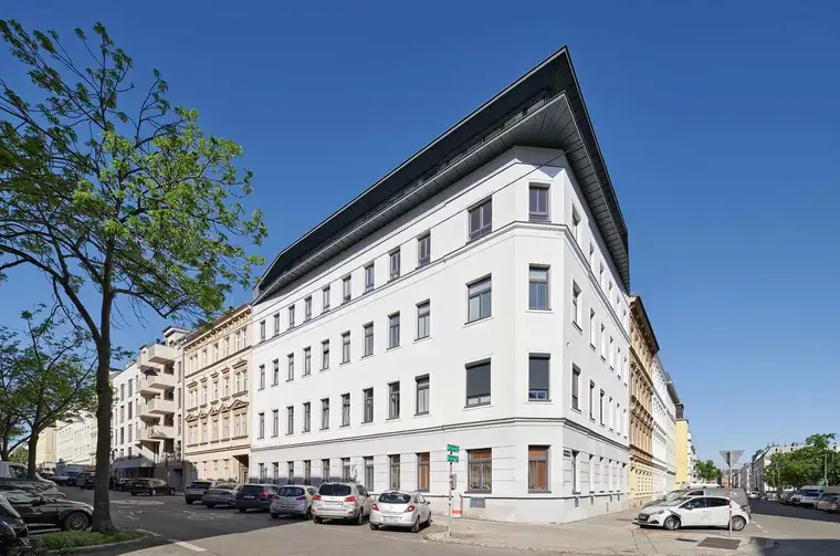 Stabile Wertanlage - befristet vermietet bis 2029 - DG Maisonette I 3 Zimmer I Galerie I Terrasse