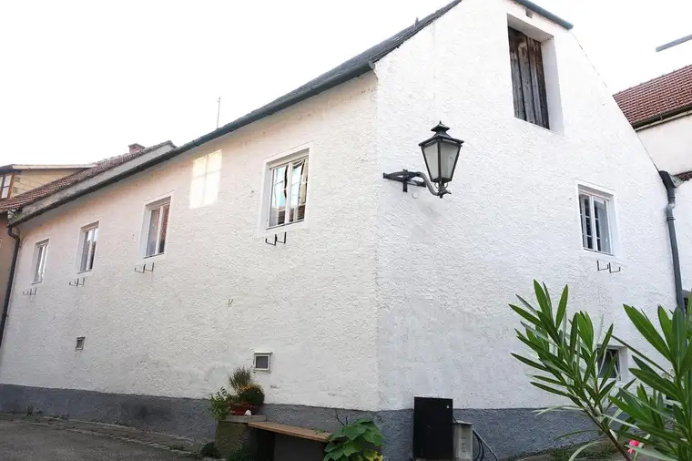 EIN BAULICHER ROHDIAMANT - EHEMALIGES WINZERHAUS MIT 1000 jähriger GESCHICHTE IM HERZEN DER WACHAU