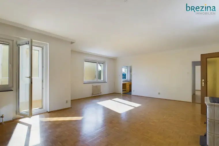 Viel Platz für Ihre Ideen! 5-Zimmer-Wohnung + 2 Loggien - im Grünen!