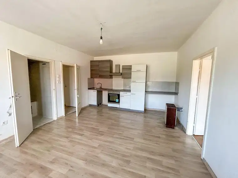 Sanierungsbedürftige Kleinwohnung mit viel Potential!